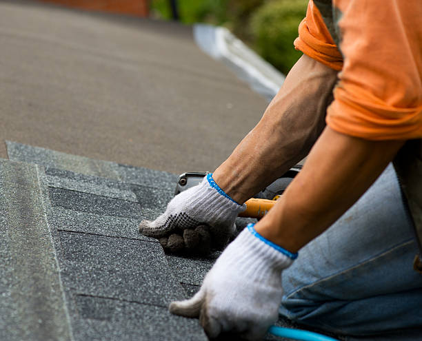 Best Roof Gutter Cleaning  in Briggs, OK